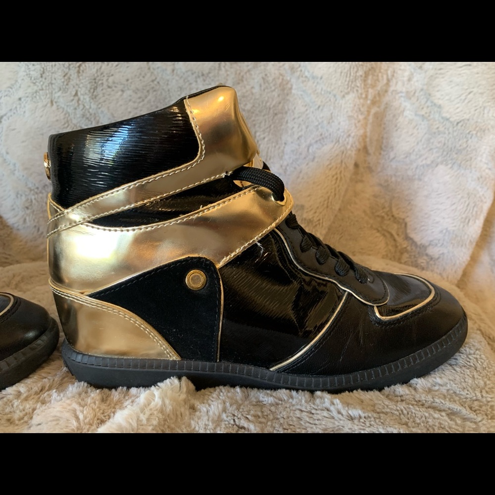 Michael Kors Nikko Sneaker (Rare/Hard To Find)